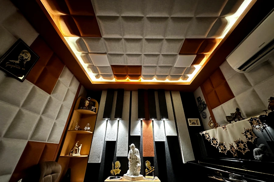Babaeian Studio 3000x2000 -01