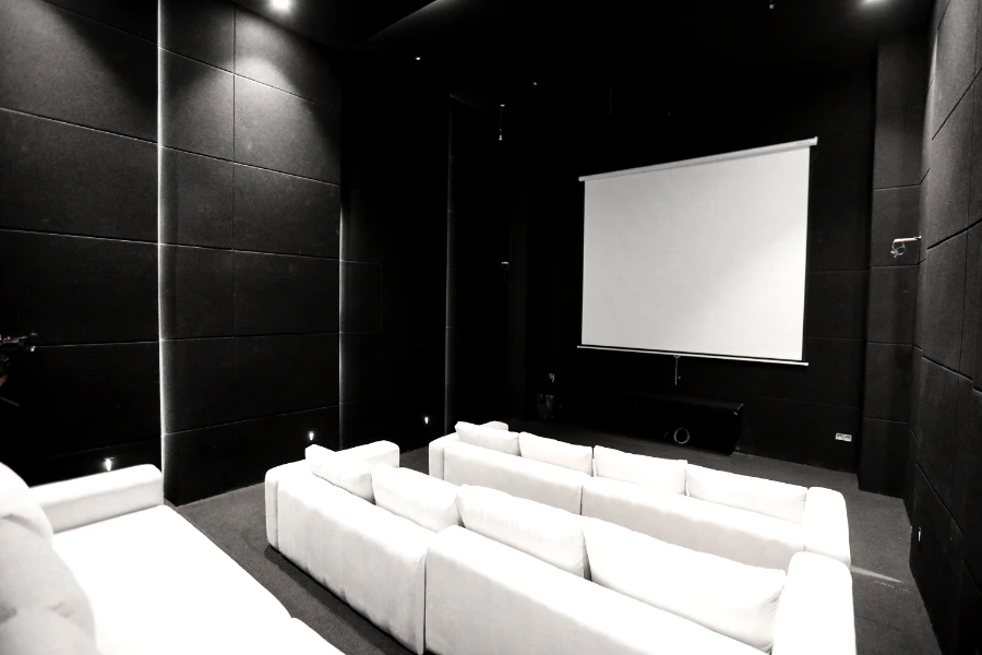 Cinema Mado 3000x2000 -04